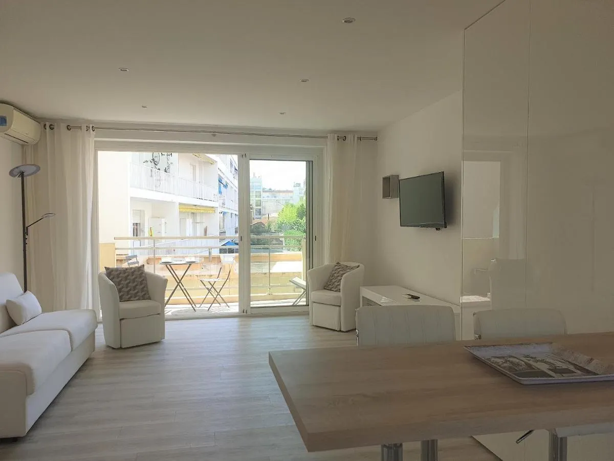 Apartment Studio Les Algues Cannes